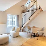 Apartmán Chic Duplex With High-quality Finishes In Center