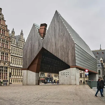 Huswell - Chic Duplex With High-quality Finishes In Center *