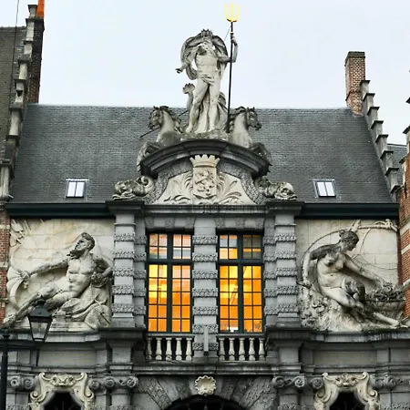 Huswell - Chic Duplex With High-quality Finishes In Center *