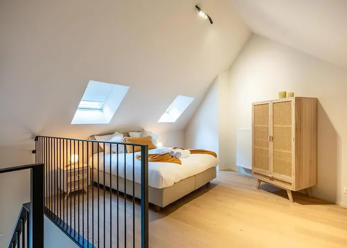 Huswell - Chic Duplex With High-quality Finishes In Center * Gent