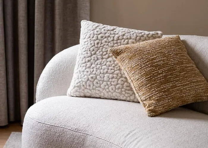 Huswell - Chic Duplex With High-quality Finishes In Center Apartamento *